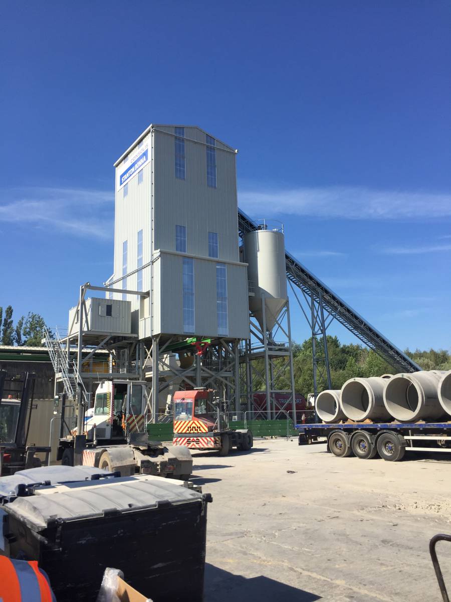 Stanton Bonna relies on bespoke compact Rapid International Static Concrete Batching Plant