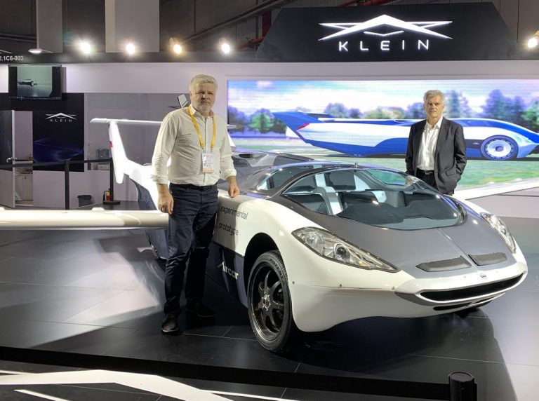 AirCar passes flight tests in Slovakia