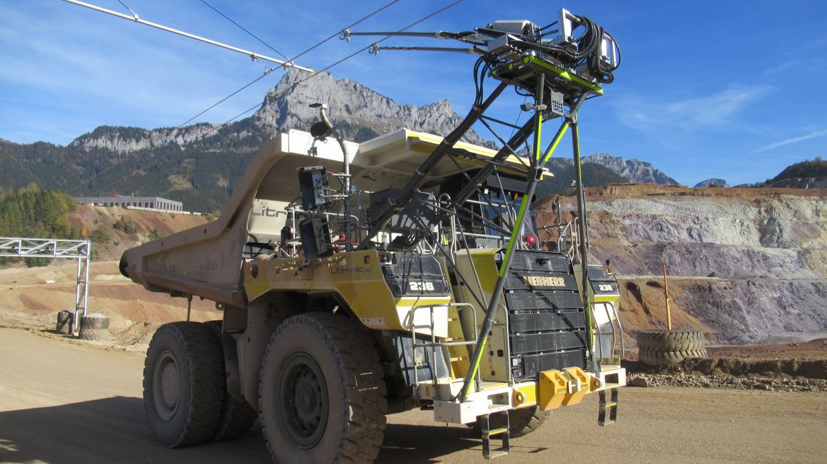 Liebherr Mining and VA Erzberg develop Trolley Assist for 100 tonne mining trucks