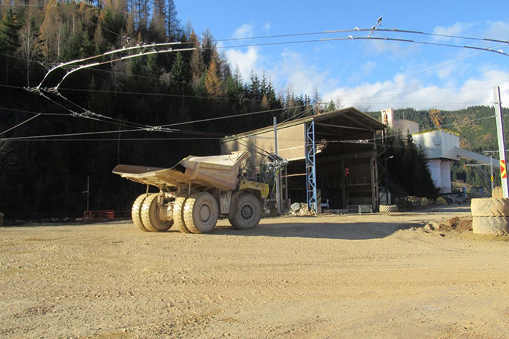 Liebherr Mining and VA Erzberg develop Trolley Assist for 100 tonne mining trucks