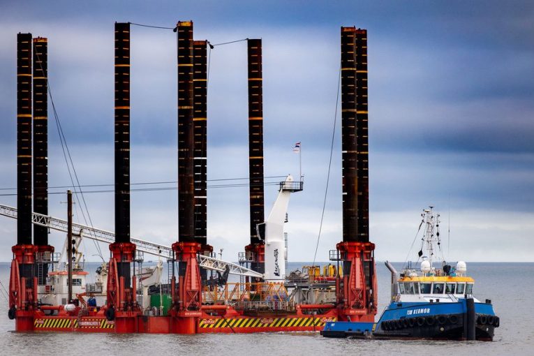 Network Rail begins work on second section of new Dawlish sea wall