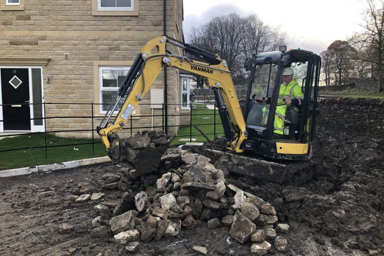 Holmfirth Building Services upgrades to Yanmar ViO26-6 Micro-Excavator