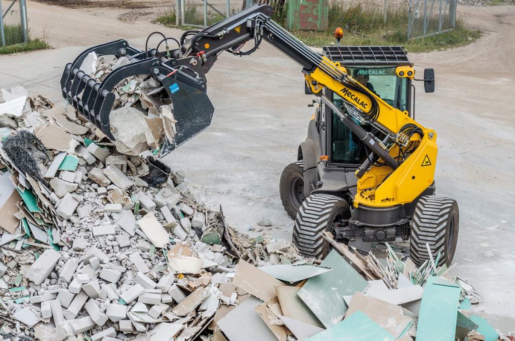 Mecalac introduces Telehander AS900tele to optimize logistics