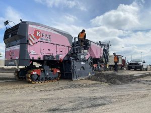 Wirtgen W-220-Fi and Mill Assist remove road surface to 46 cm depth in two passes