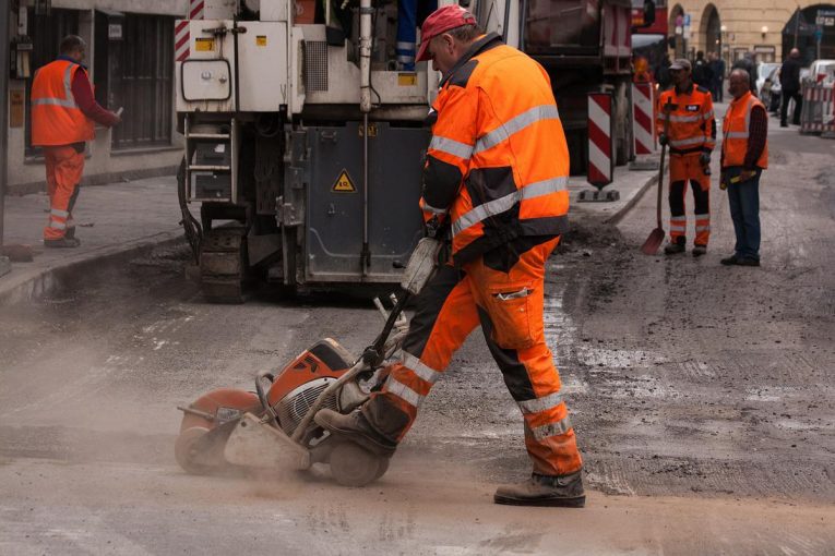 Essential PPE for Road Workers