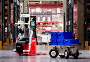 Fleet of Effidence robotic stackers assist Rhenus logistics services