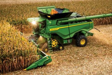 John Deere honoured by CES for X Series Combines in Robotics category