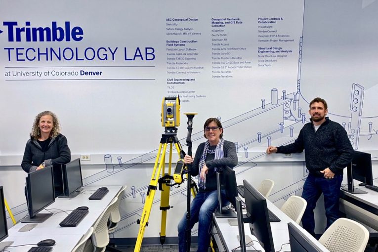 Trimble helps universities with donations of Technology Labs