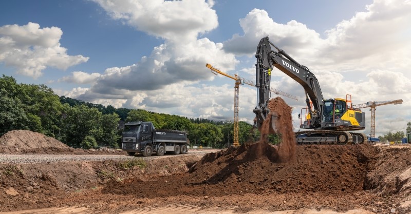 VolvoCE launches all new 35-tonne EC350E Excavator