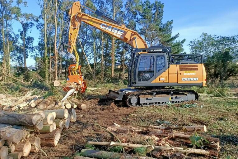 CASE crawler excavators at work throughout Europe on demanding jobsites
