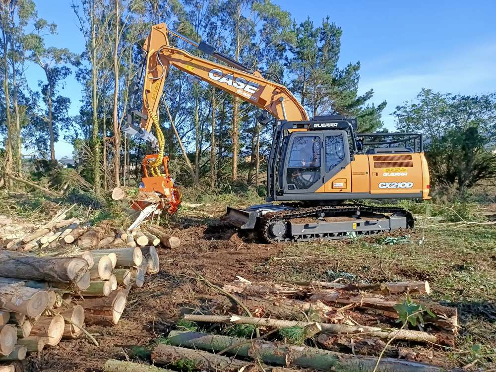 CASE crawler excavators at work throughout Europe on demanding jobsites