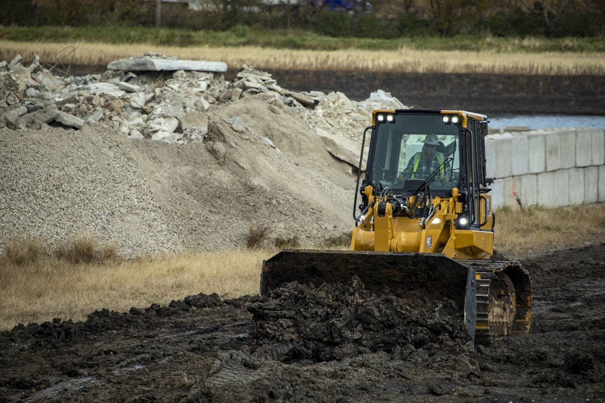 New CAT 963 Track Loader focuses on versatility and productivity