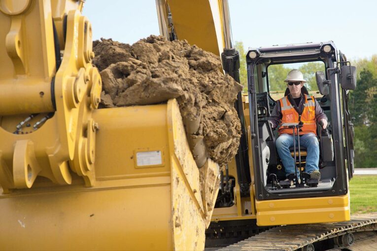 New Cat 335 Compact Radius Excavator delivers premium performance