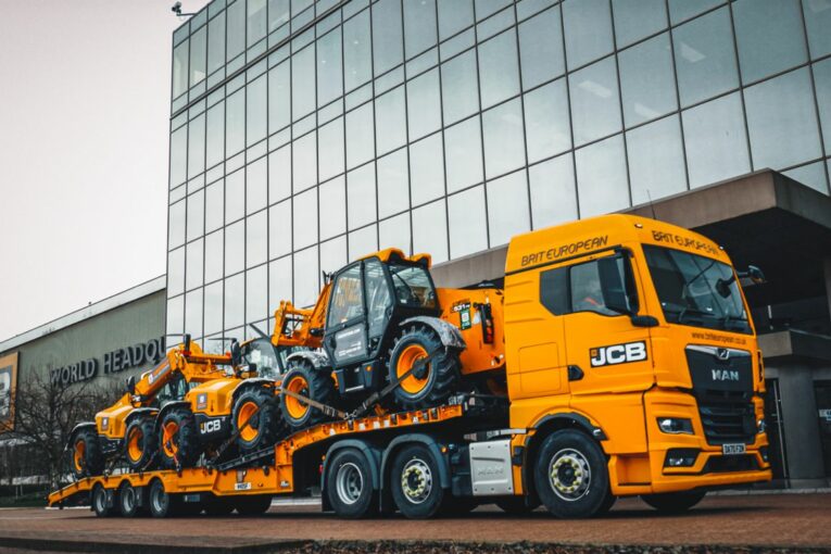 Ardent Hire Solutions expands with £26m JCB Loadall Telehandler order