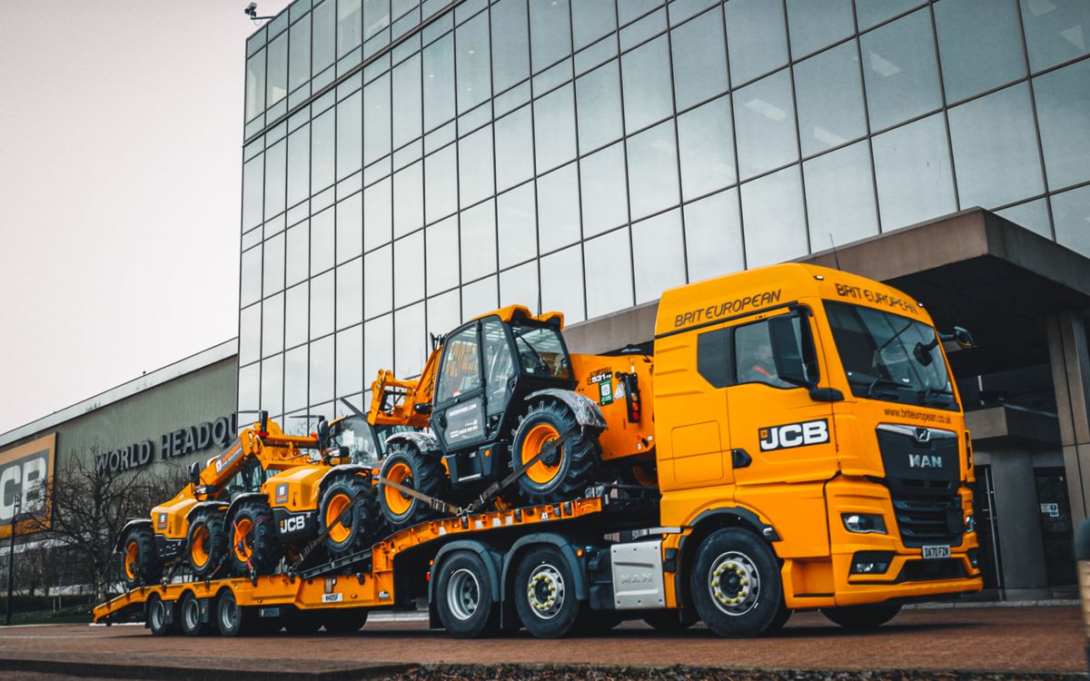 Ardent Hire Solutions expands with £26m JCB Loadall Telehandler order