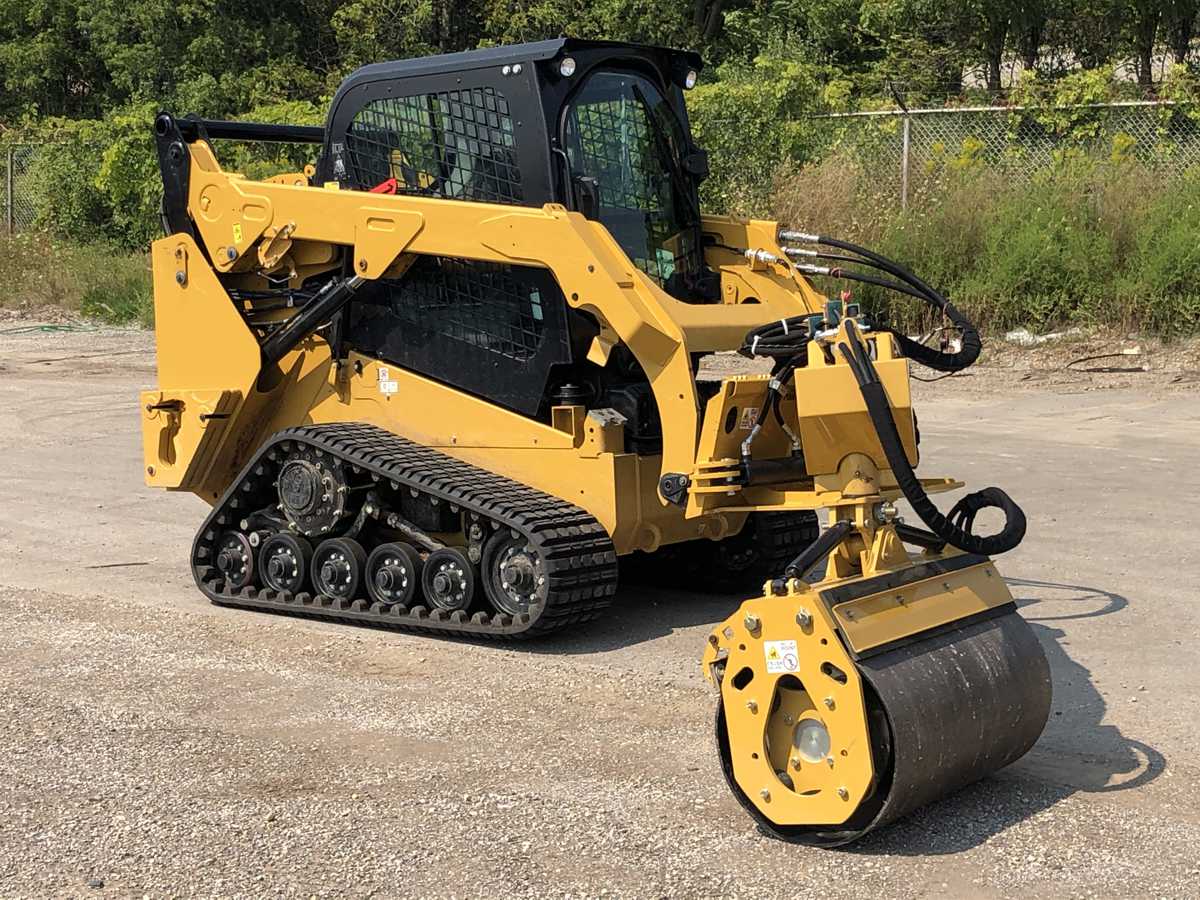 Road Widener Offset Vibratory Roller attachment delivers safety for road crews 