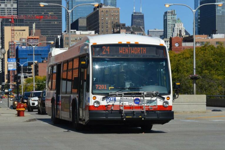 Chicago Transit Authority to purchase up to 600 Nova Buses