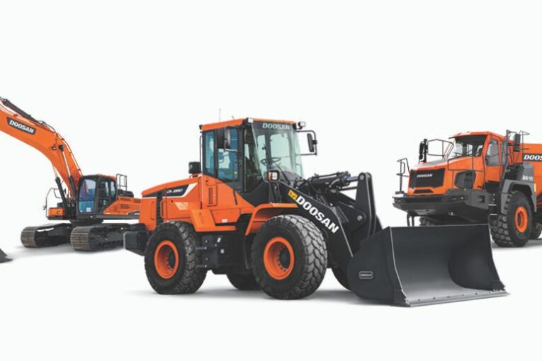 Doosan announces top 10 dealers for 2020 in North America