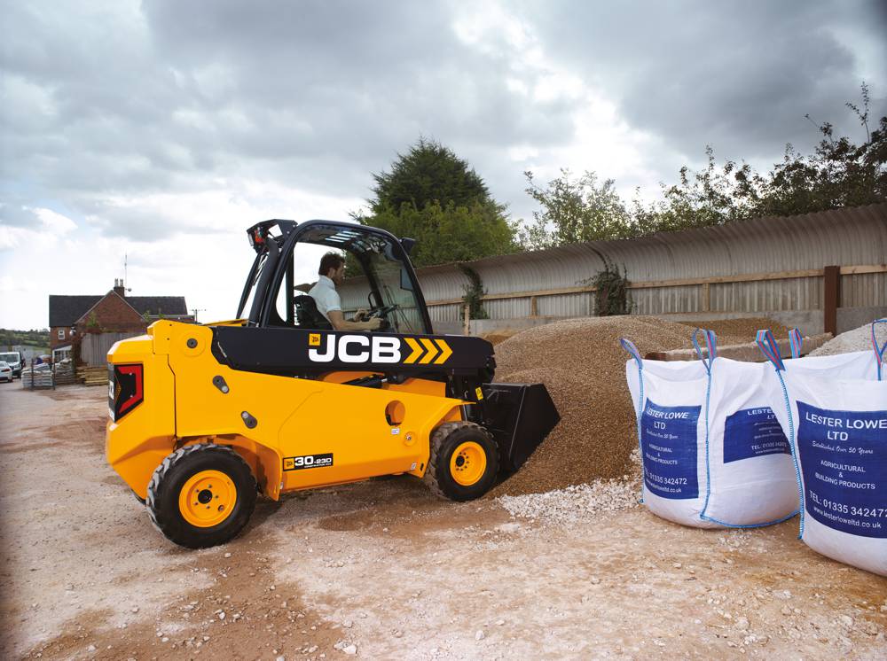 JCB Teletrucks updated with Stage V Engines