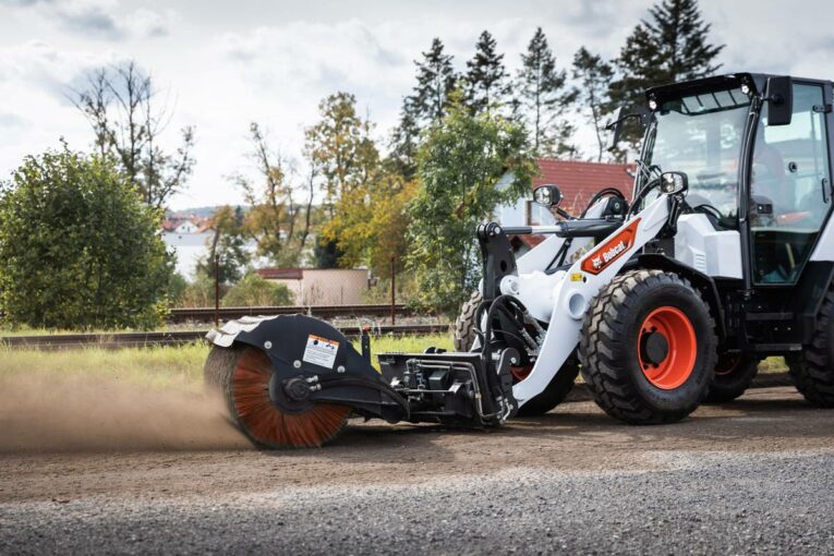 New Bobcat Compact Wheel Loader wins global iF Design award