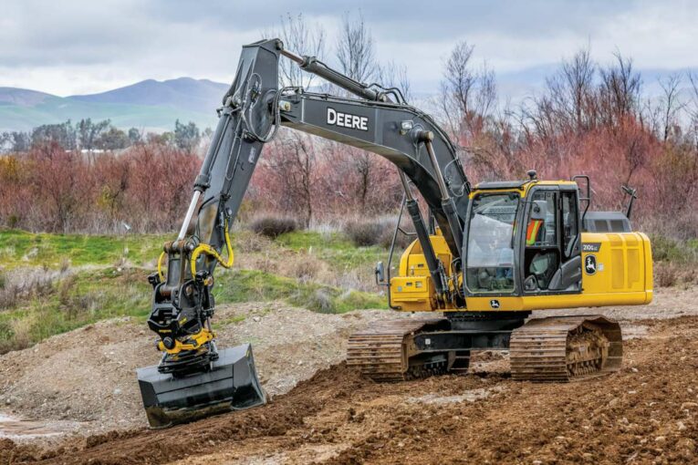 John Deere announces Global Preferred Supplier Agreement with engcon for tiltrotators