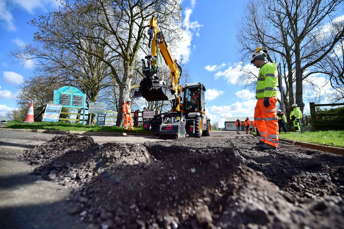 Tarmac puts the new JCB pothole repair machine to the test in Rutland