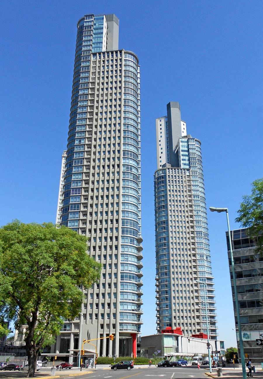 Pilotes Trevi celebrates the Mulieris Towers project in Argentina