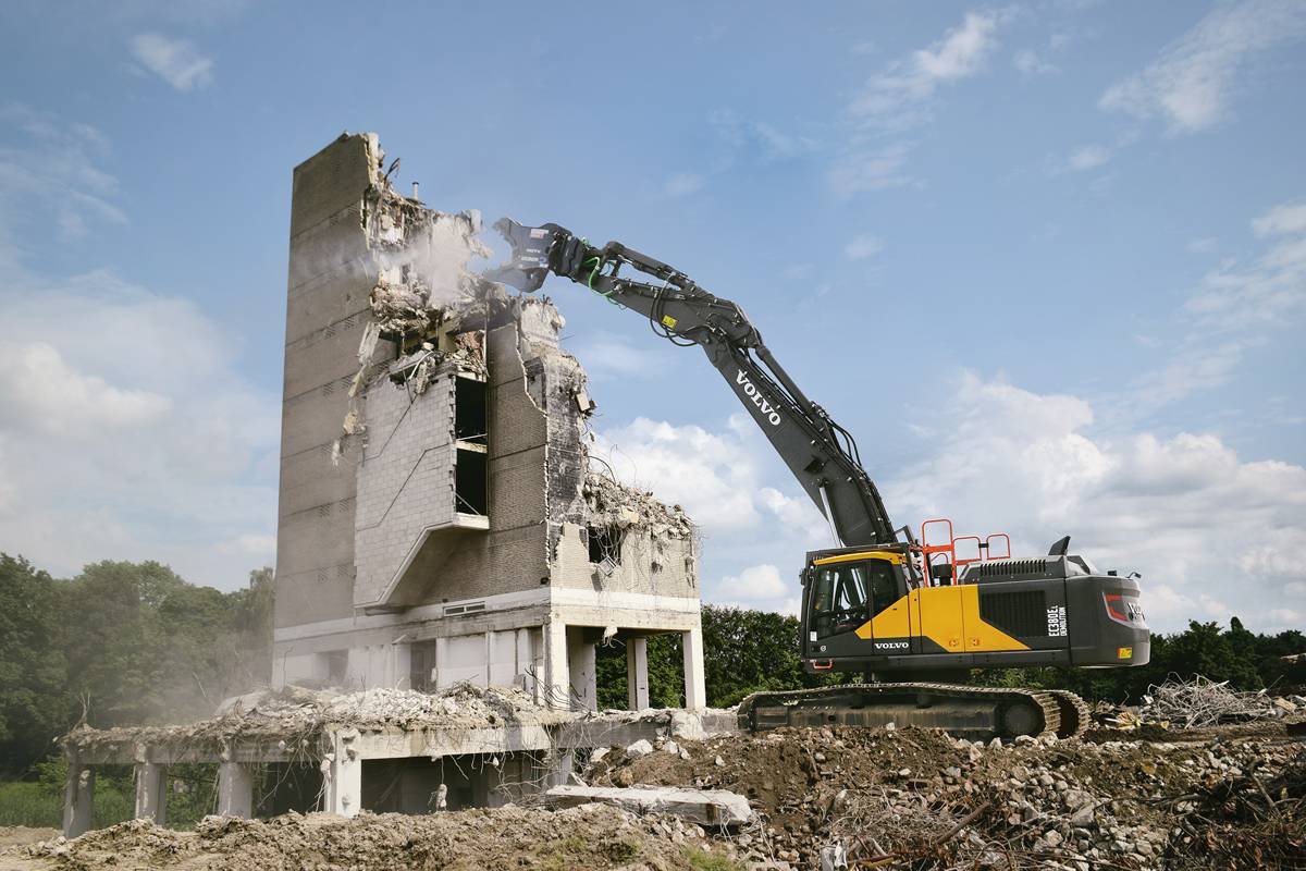 VolvoCE adds EC380E Straight Boom Excavator to its demolition Line-up