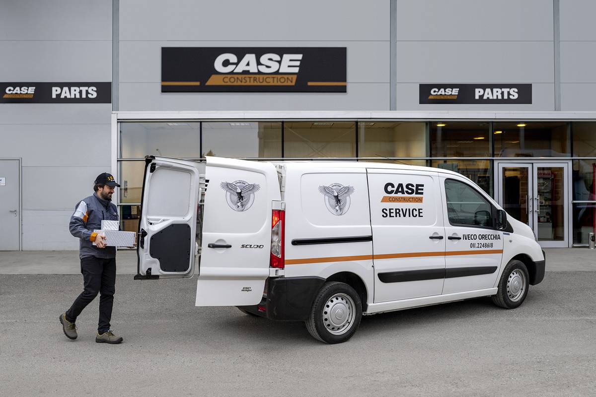 CASE Construction Equipment announces the launch of CASE Care in the UK