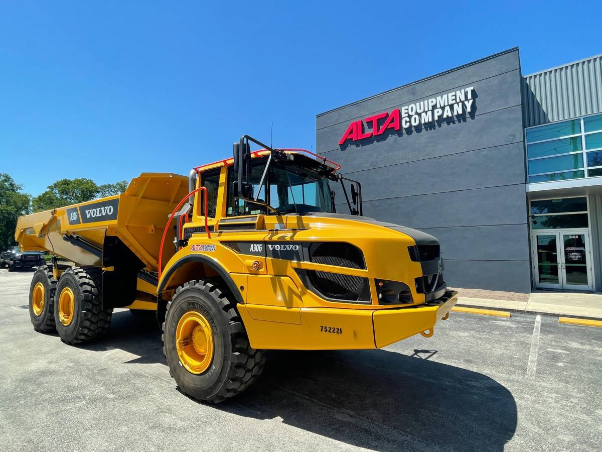 VolvoCE North America names 2020 Dealer of the Year and Uptime Dealer of the Year