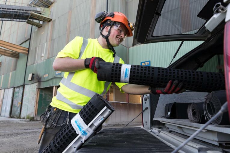Sandvik Mobiles introduce new WX-Range of screen media
