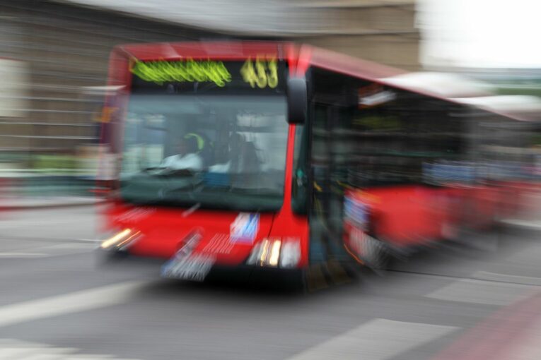 Accuracy reports UK's electric bus fleet will be the largest in Europe by 2024