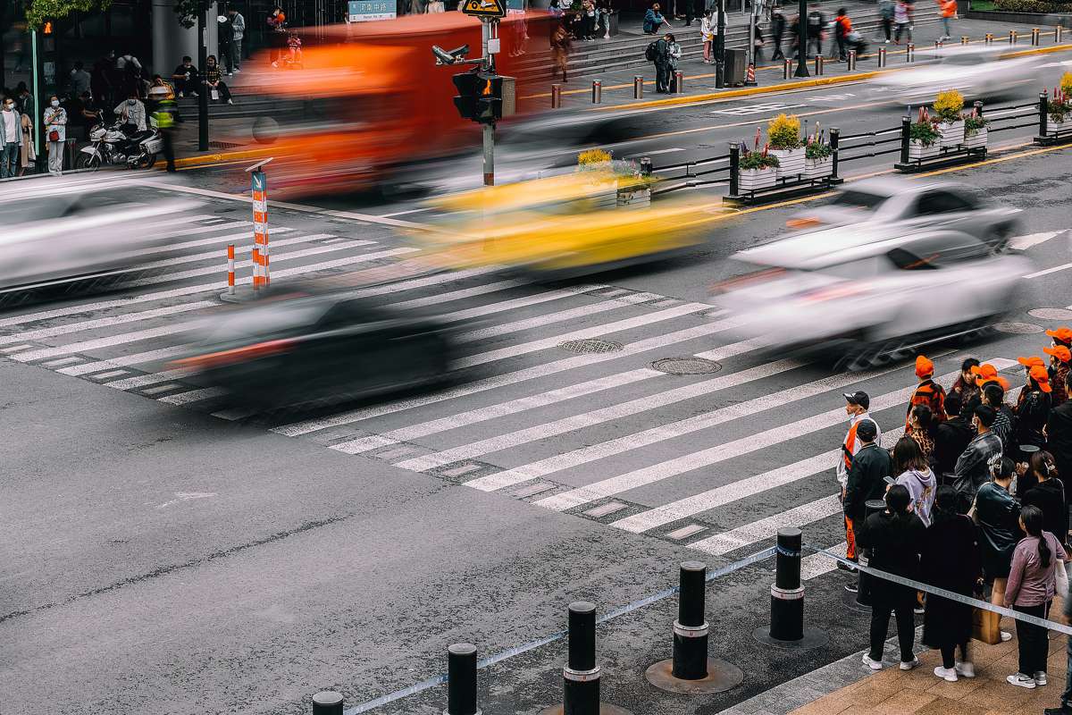 CrowdedCROSS enables Digital Trigger for safer pedestrian crossings