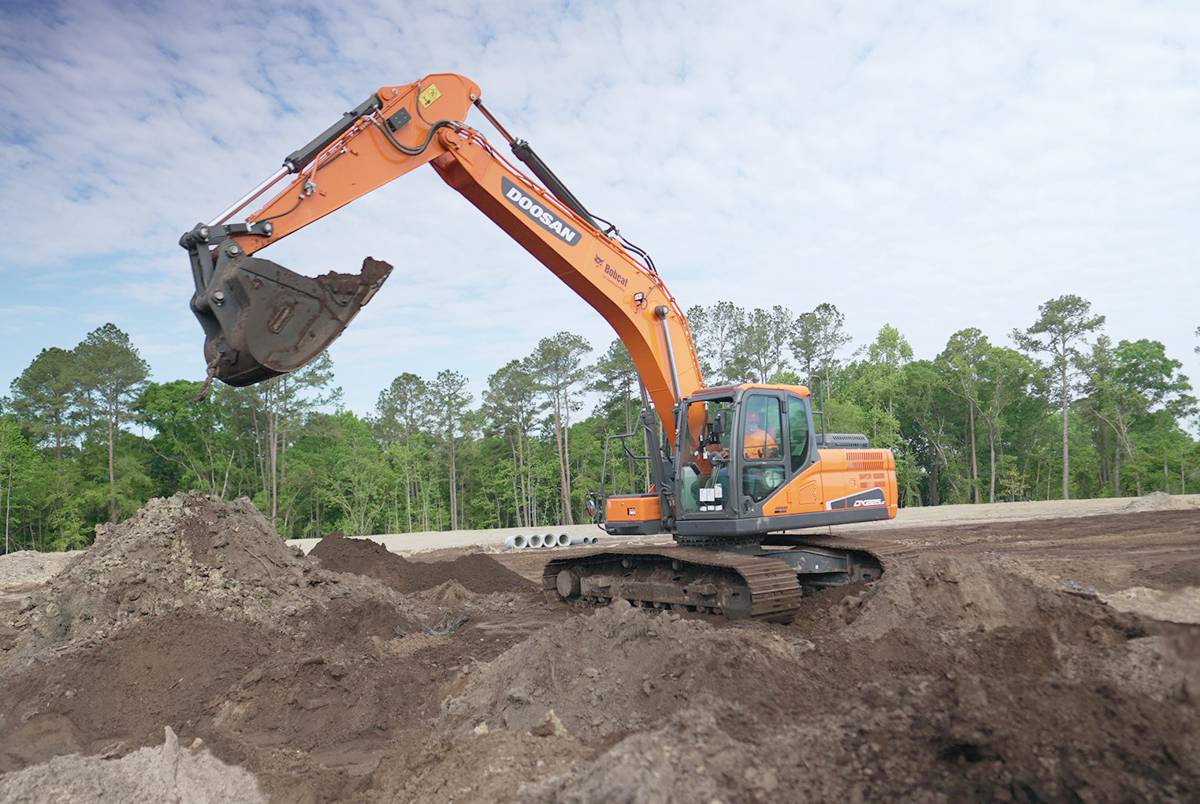 Doosan Excavators in the US now feature Trimble factory-installed Machine Controls