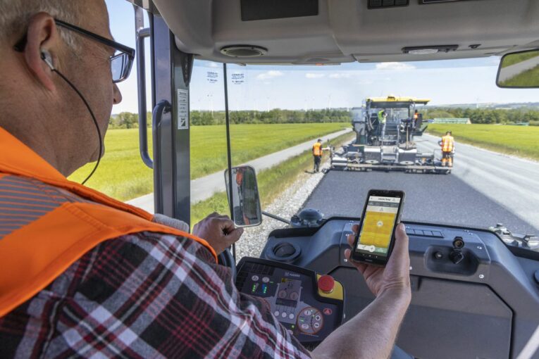 VÖGELE paves the way for Digital Road Construction