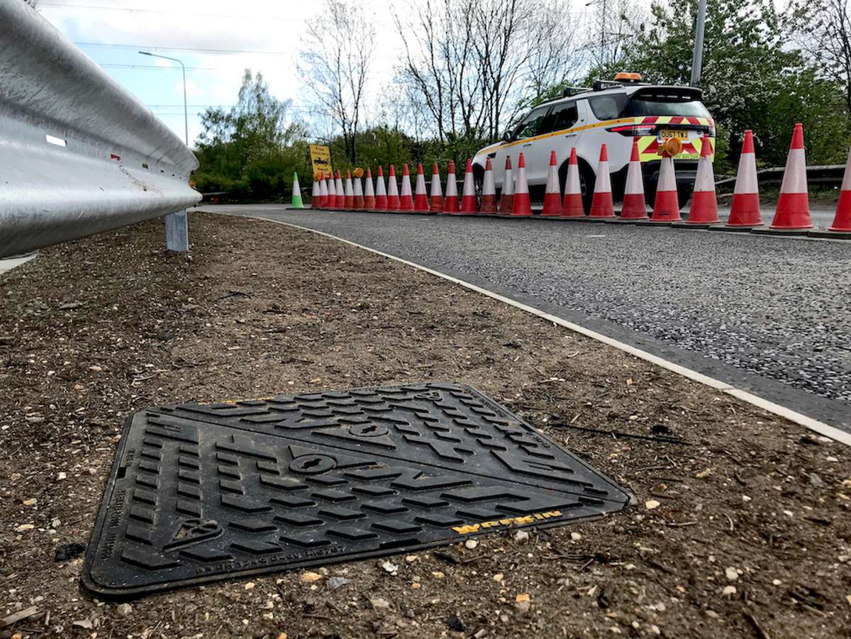 Unite manhole covers prove their metal on M27 project