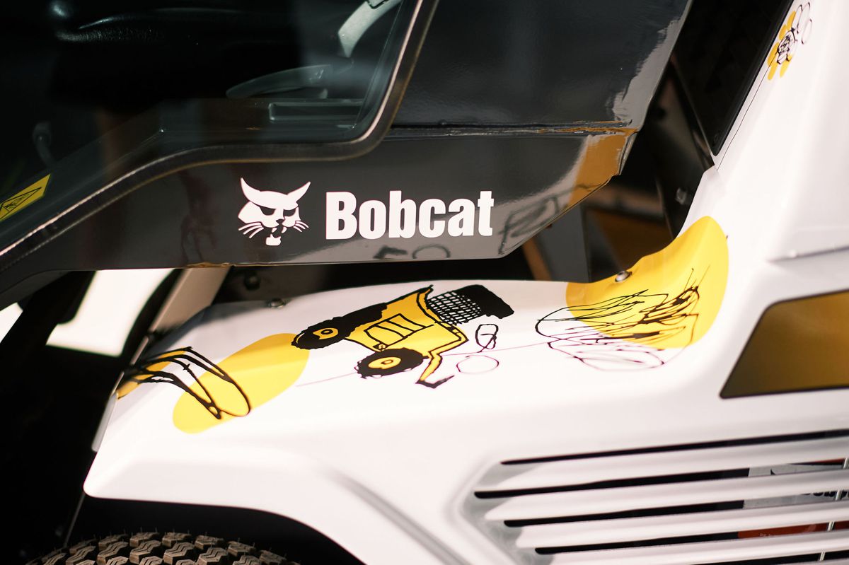 Bobcat dealer in Sweden supporting Child Cancer Patients