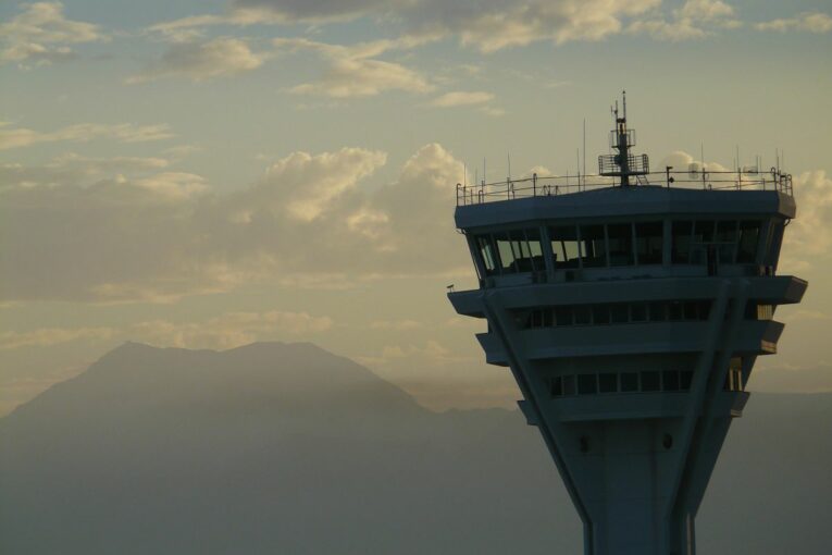 EIB invests €10.3m for safer air traffic corridors over the Western Balkans