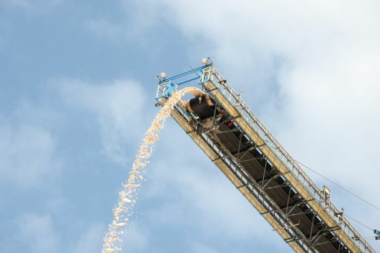 Komatsu to sell UK based Conveying and Projects businesses