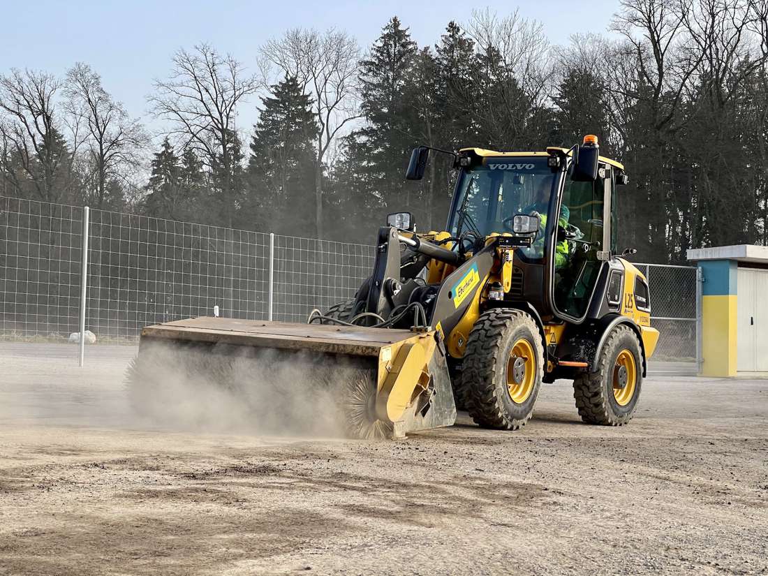 Zurich commits to staying green with VolvoCE Electric Construction Equipment