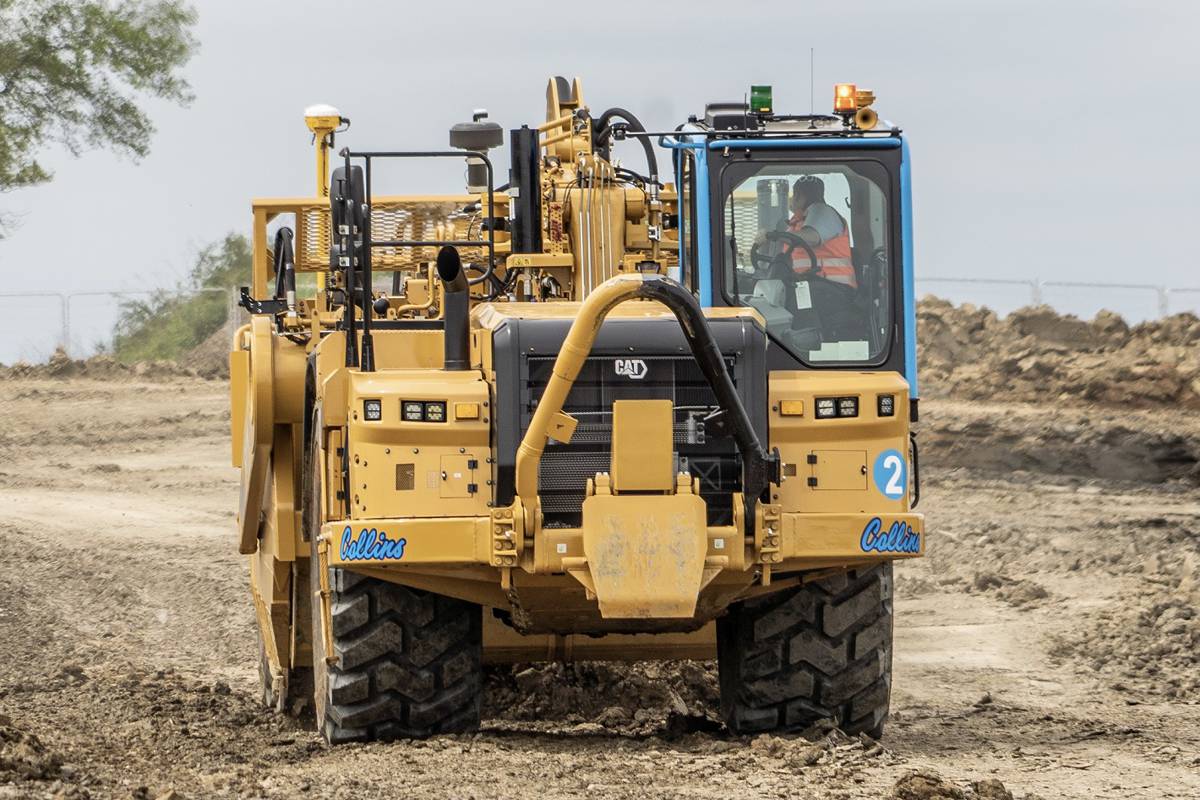 Collins Earthworks chooses versatility with new Cat 637K Coal Bowl Scrapers