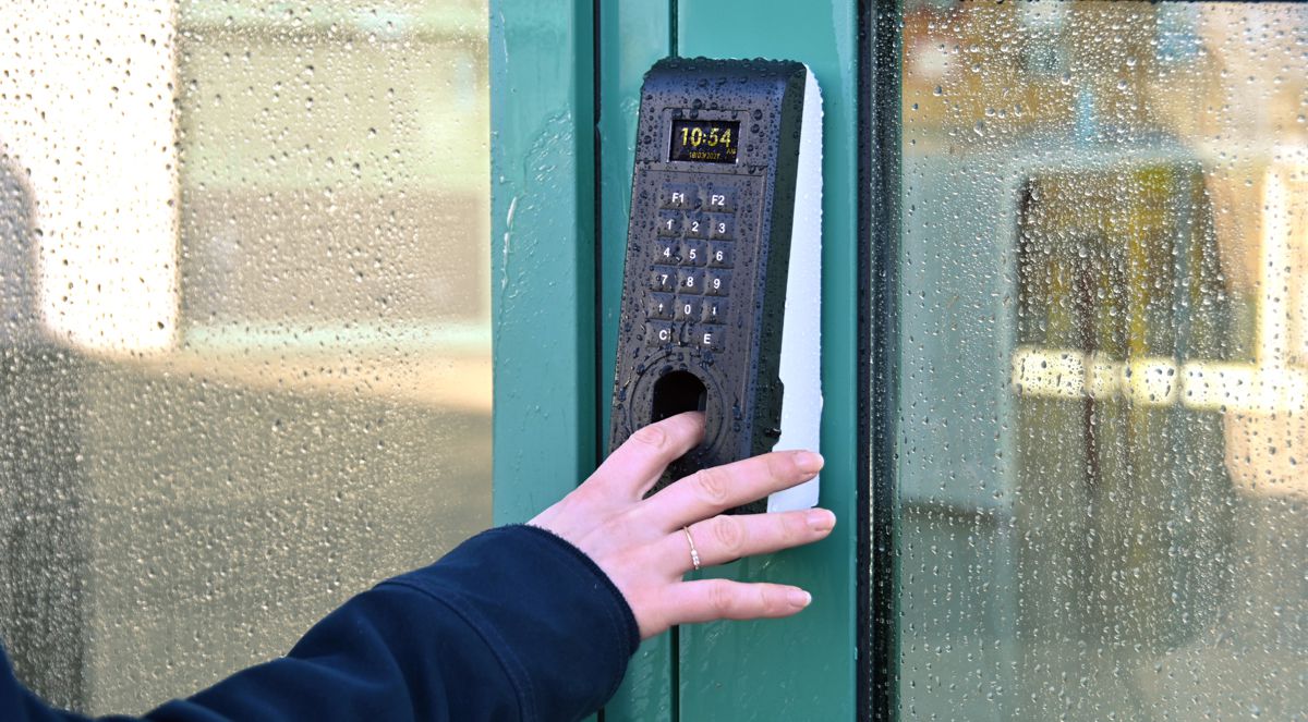Kelio Xtrem clocking terminal ensures Employee Visibility even in extreme conditions