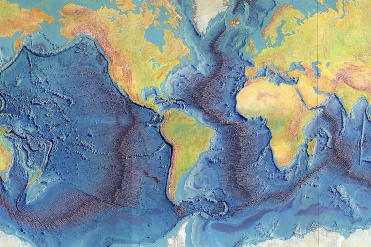 MIT Geologists use erupted sea glass to take the Earth's inner temperature
