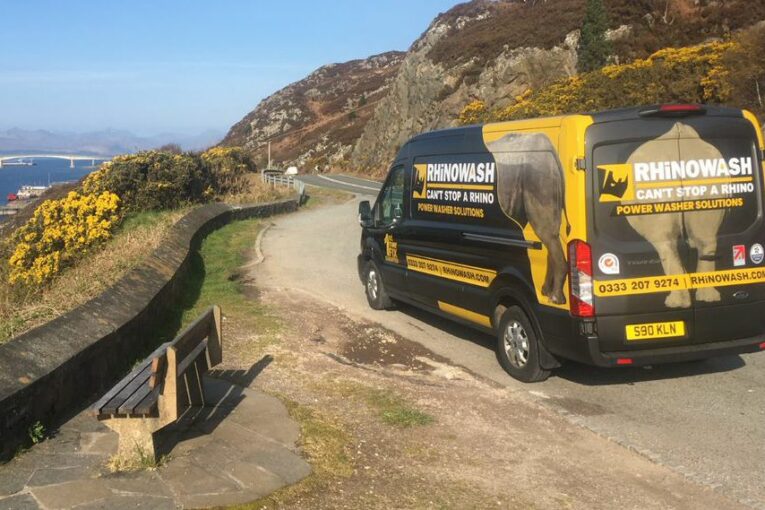 Rhinowash strengthens relationship with Scottish Ambulance Service