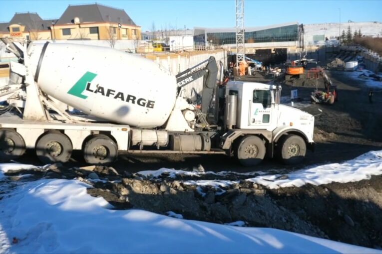 Lafarge Canada keeps Concrete Trucks safe with digital Driver Vehicle Inspection