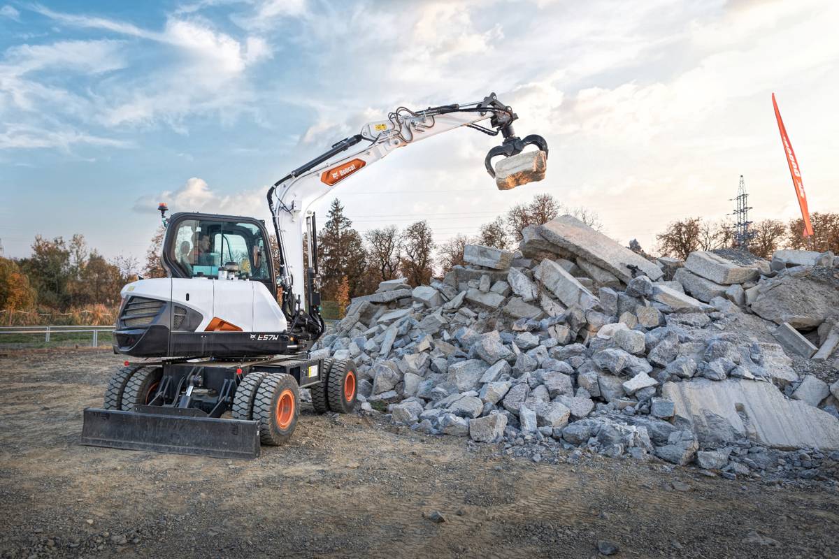 Bobcat's new 6 tonne Wheeled Excavators feature Stage V Engines