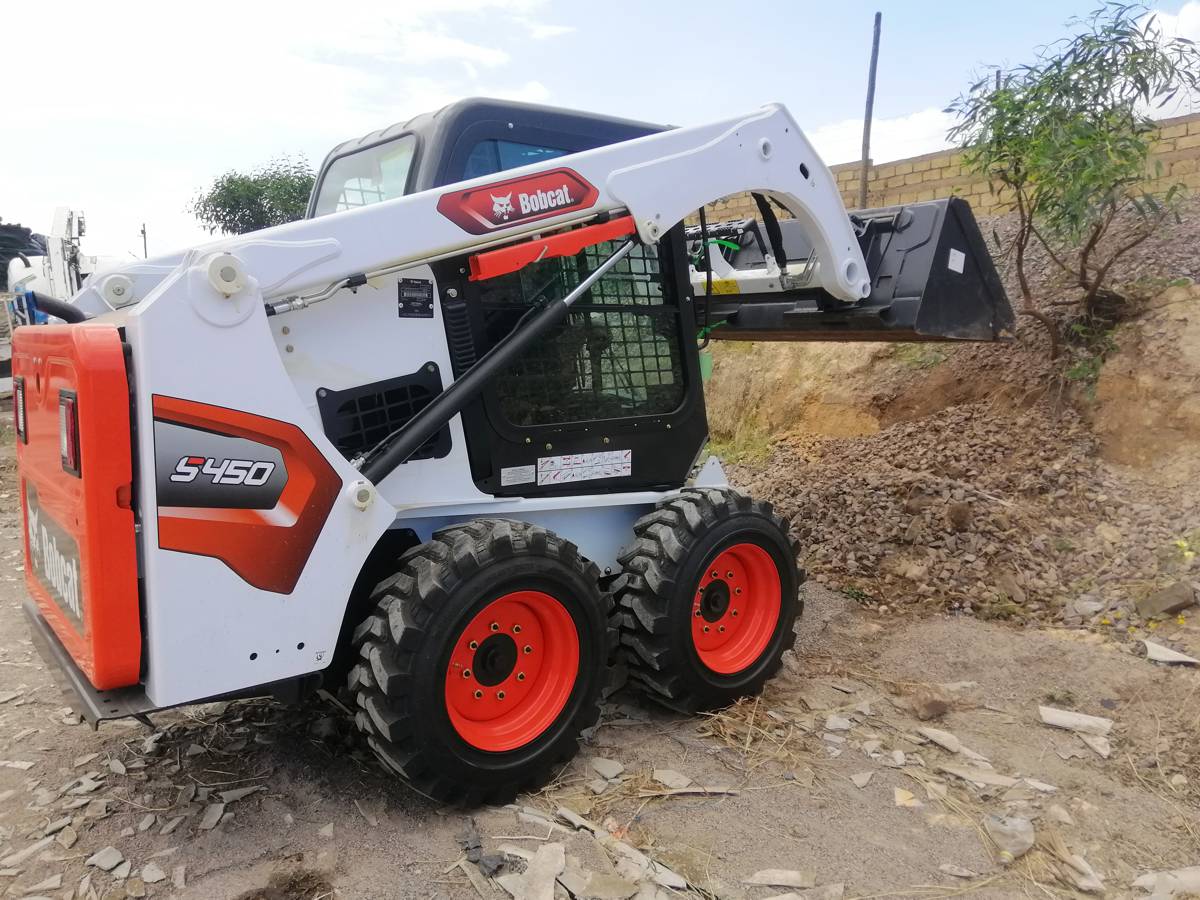 New look Bobcat S450 Loader charges ahead in the MEA regions