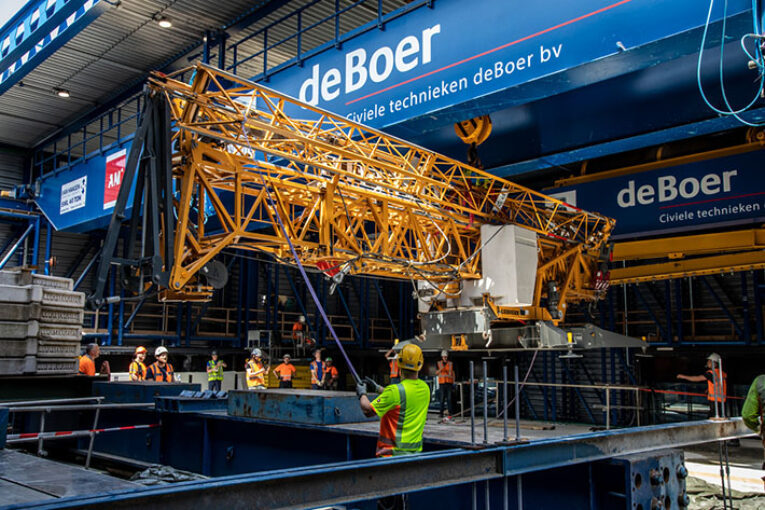 Tallest building in Rotterdam gets a lift from a Liebherr fast-erecting 34K crane