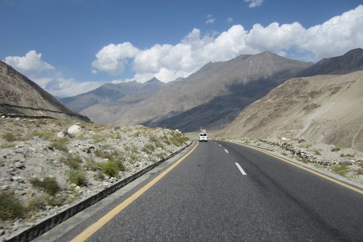 ADB funds $235m expansion of 222km Pakistan National Highway 55
