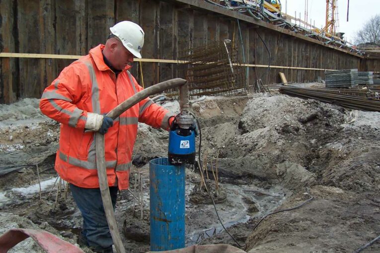 When there's not enough space for dewatering you need a Tsurumi pump